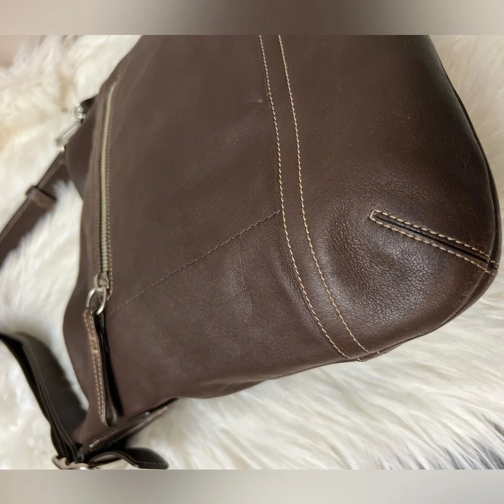 Vintage Coach #1414 Elegant Brown Leather Shoulder Bag
